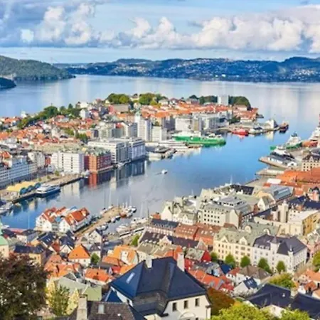 Holiday home Moderne Med Fjordutsikt Og Spabad 25.min. Fra Sentrum Bergen